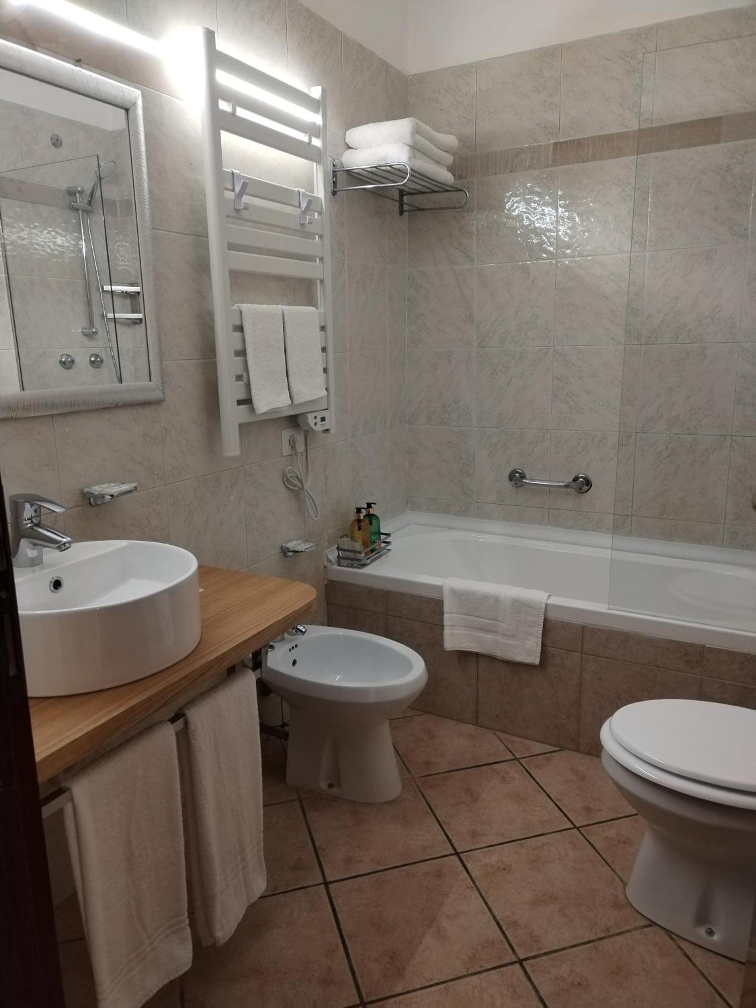 B&B L'Esquilina Рим Екстериор снимка